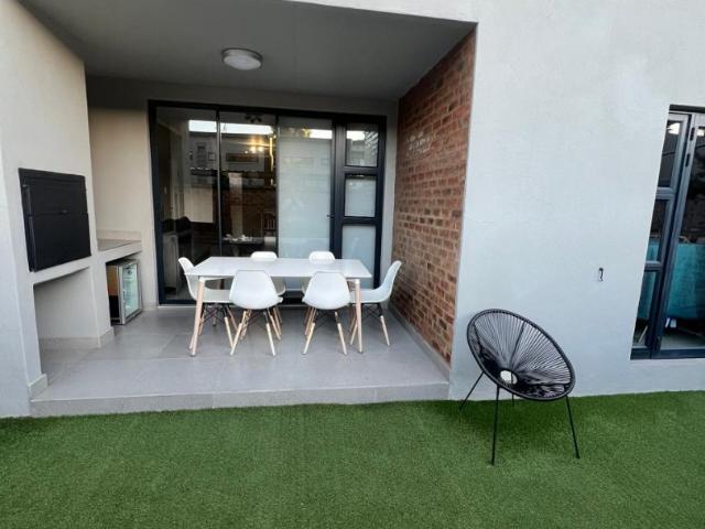 2 Bedroom Apartment / Flat To Rent in Menlo Park