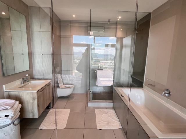 2 Bedroom Apartment / Flat To Rent in Menlyn