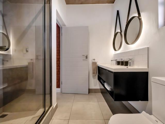 2 Bedroom Apartment / Flat To Rent in Melrose North