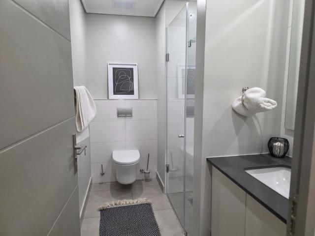 2 Bedroom Apartment / Flat To Rent in Midstream Estate
