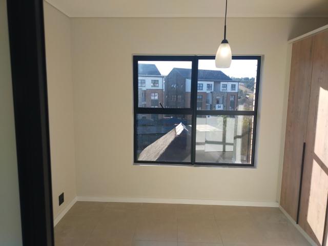 2 Bedroom Apartment / Flat To Rent in Mooikloof
