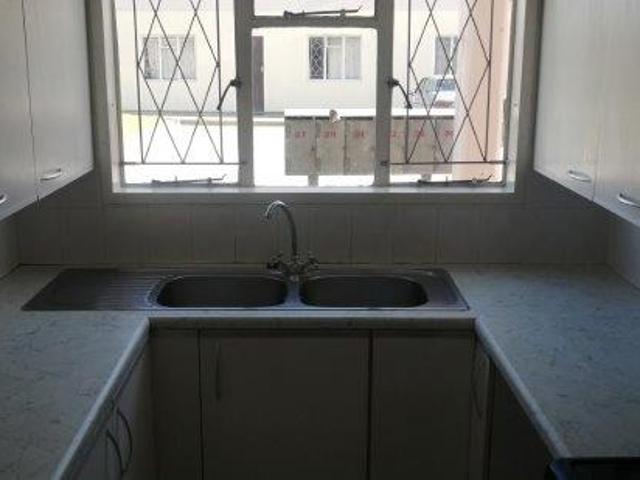 2 Bedroom Apartment / Flat To Rent in Morningside