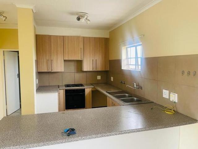 2 Bedroom Apartment / Flat to Rent in Noordwyk