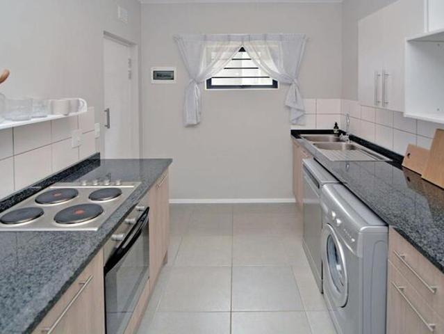2 Bedroom Apartment / Flat to Rent in Noordwyk