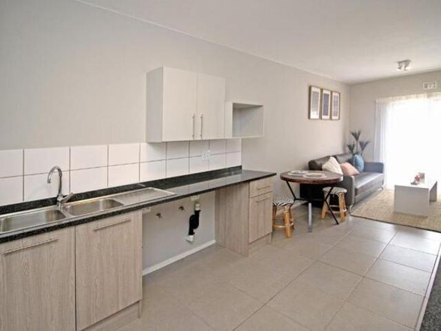 2 Bedroom Apartment / Flat to Rent in Noordwyk