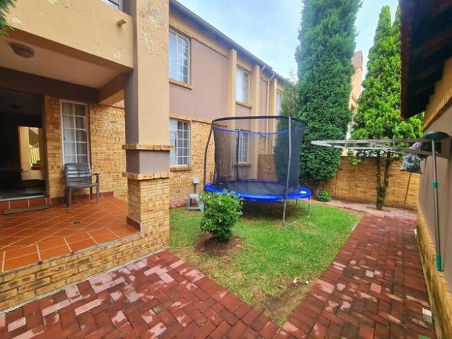 2 Bedroom Apartment / Flat to Rent in Noordwyk
