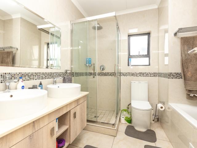 2 Bedroom Apartment / Flat To Rent in North Riding