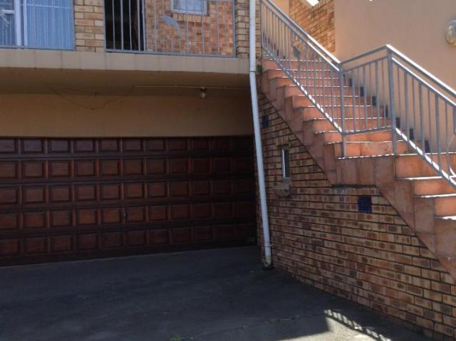 2 Bedroom Apartment / Flat To Rent in Northcroft