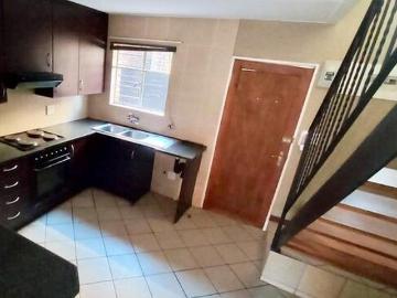 2 Bedroom Apartment / Flat to Rent in Norton Home Estate