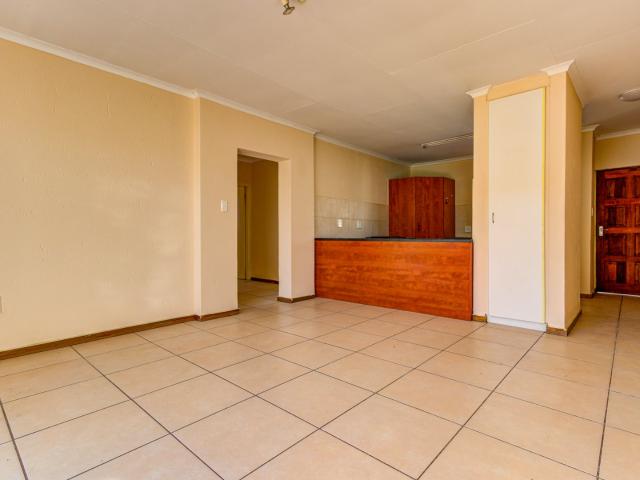 2 Bedroom Apartment / Flat To Rent in Norton Park