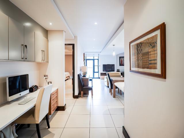 2 Bedroom Apartment / Flat To Rent in Oaklands