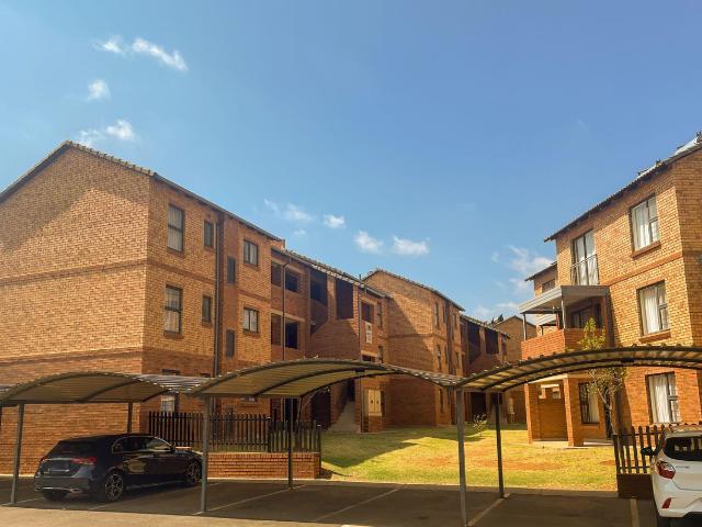 2 Bedroom Apartment / Flat To Rent in Olympus AH