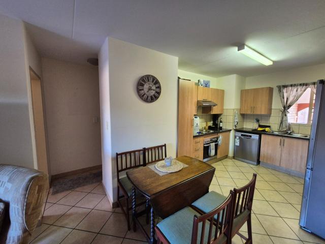 2 Bedroom Apartment / Flat To Rent in Olympus AH