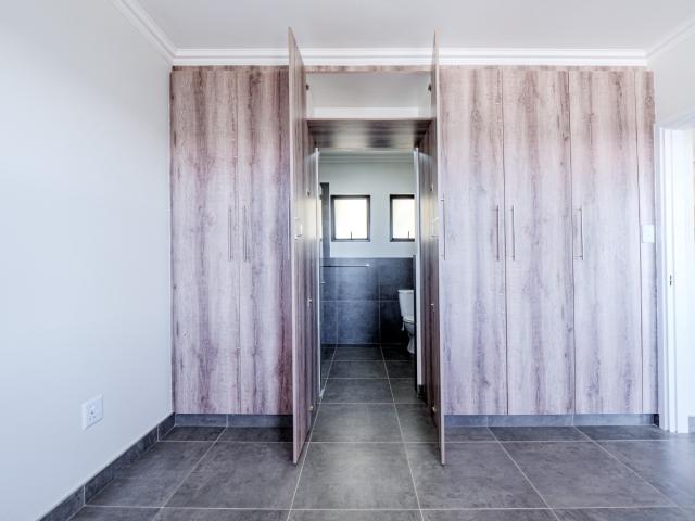 2 Bedroom Apartment / Flat To Rent in Padfield Park
