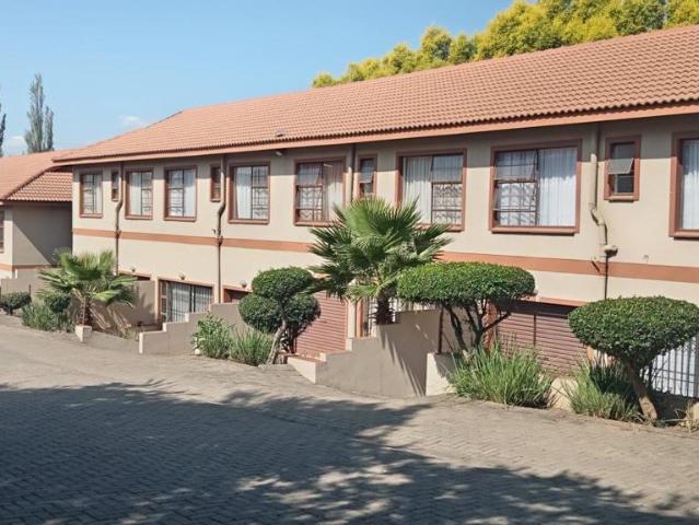 2 Bedroom Apartment / Flat to Rent in Pioneer Park