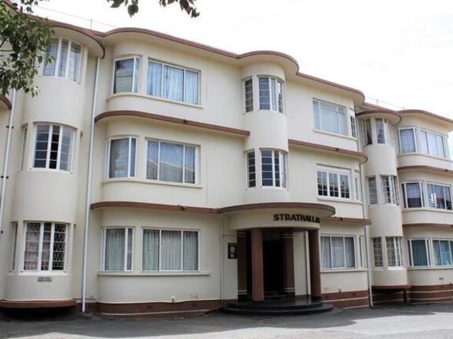 2 Bedroom Apartment / Flat to Rent in Pietermaritzburg Central