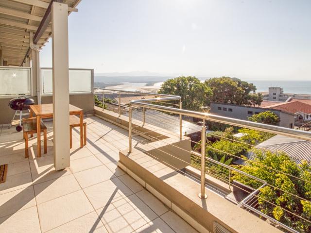 2 Bedroom Apartment / Flat To Rent in Plettenberg Bay Central