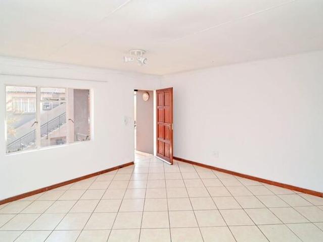 2 Bedroom Apartment / Flat to Rent in Protea Glen