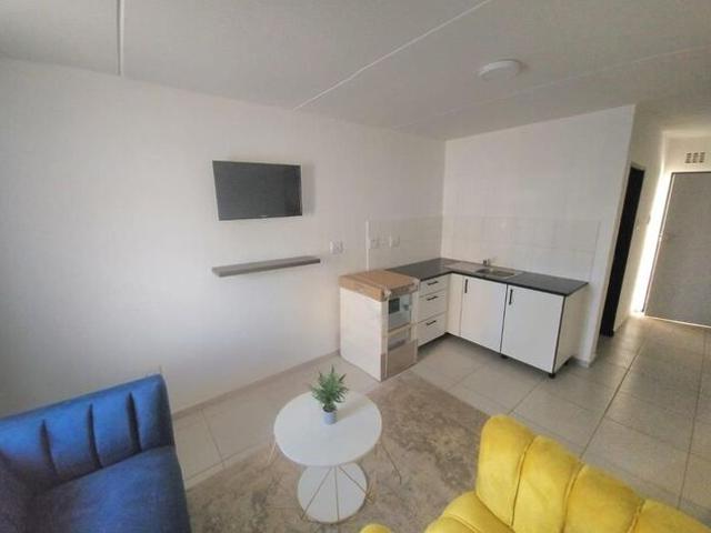 2 Bedroom Apartment / Flat to Rent in Protea Glen