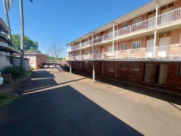 2 Bedroom Apartment / Flat to Rent in Prestbury