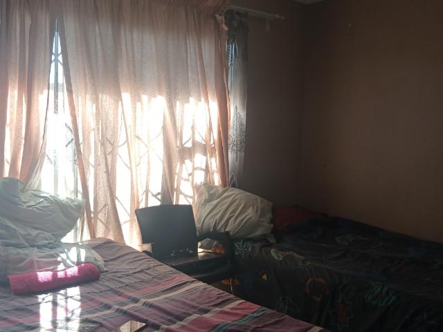 2 Bedroom Apartment / Flat To Rent in Reyno Ridge