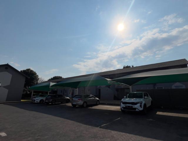 2 Bedroom Apartment / Flat To Rent in Ridgeway