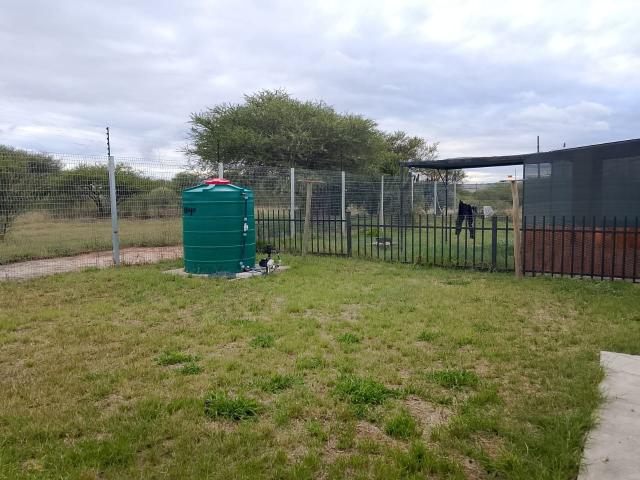 2 Bedroom Apartment / Flat To Rent in Rietfontein AH
