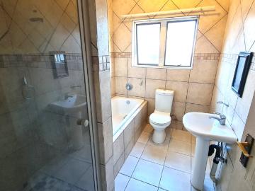 2 Bedroom Apartment / Flat To Rent in Schoemansville