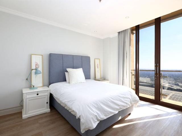 2 Bedroom Apartment / Flat To Rent in Sandton Central