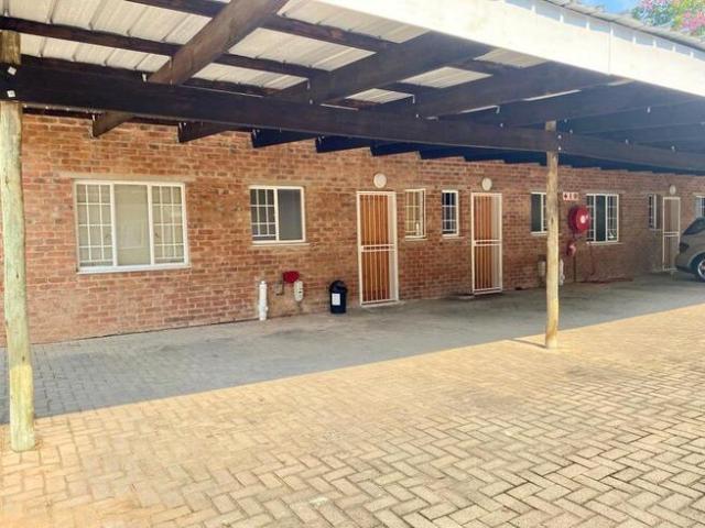 2 Bedroom Apartment / Flat to Rent in Sonheuwel