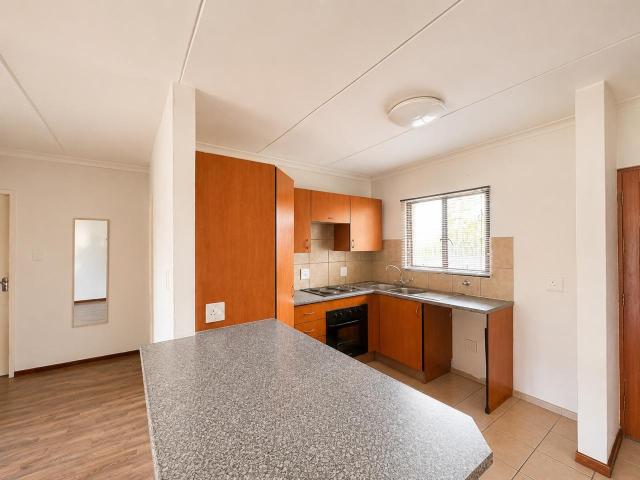 2 Bedroom Apartment / Flat To Rent in Sonneglans