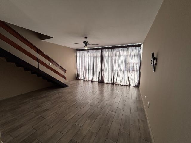 2 Bedroom Apartment / Flat To Rent in Southernwood