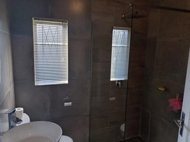 2 Bedroom Apartment / Flat To Rent in St Georges Park