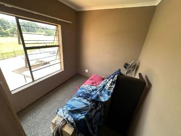 Apartment to rent in Mogale City Local Municipality - Integral kitchen