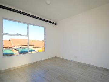 2 Bedroom Apartment / Flat To Rent in Suideroord