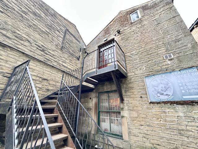 2 bedroom apartment flat/apartment To Let in Hebden Bridge