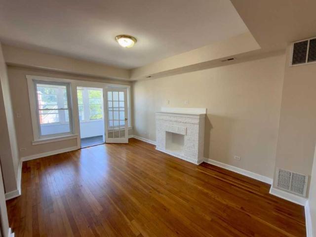 2 Bedroom Apartment for Rent at N Western Ave & W Wilson Ave, Chicago, IL 60625 Lincoln Square