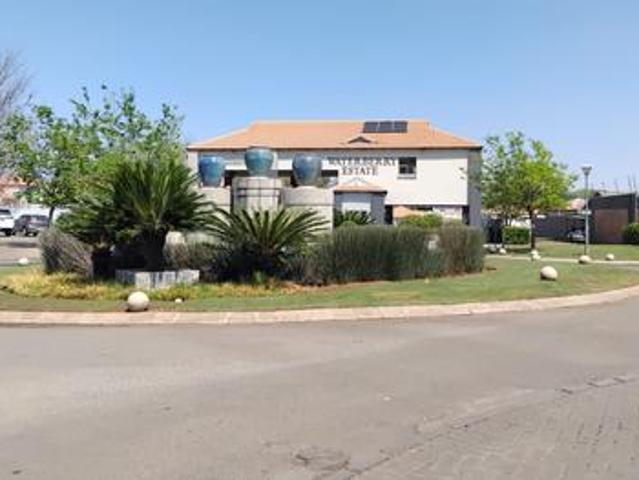 2 bedroom apartment for rent at wate.