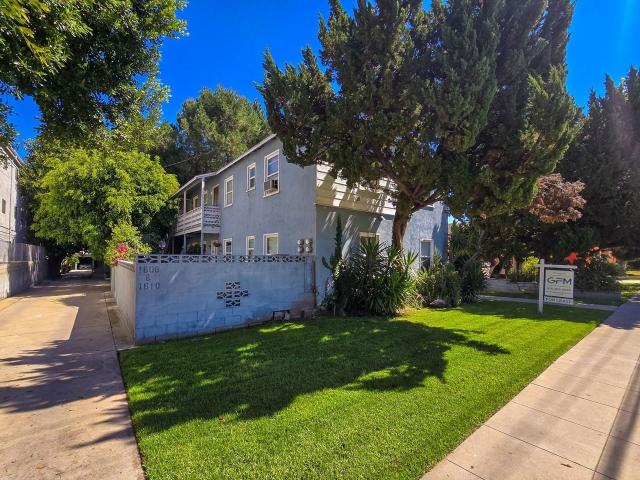 2 Bedroom Apartment for Rent at 1610 Grismer Ave #A, Burbank, CA 91504