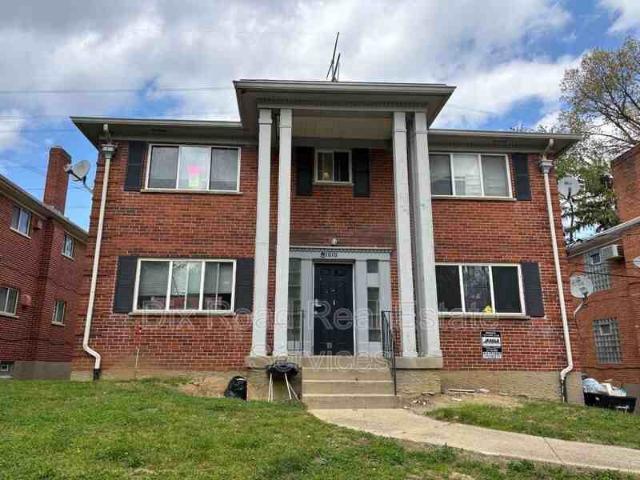 2 Bedroom Apartment for Rent at 1616 Pelham Pl, Cincinnati, OH 45237 Roselawn