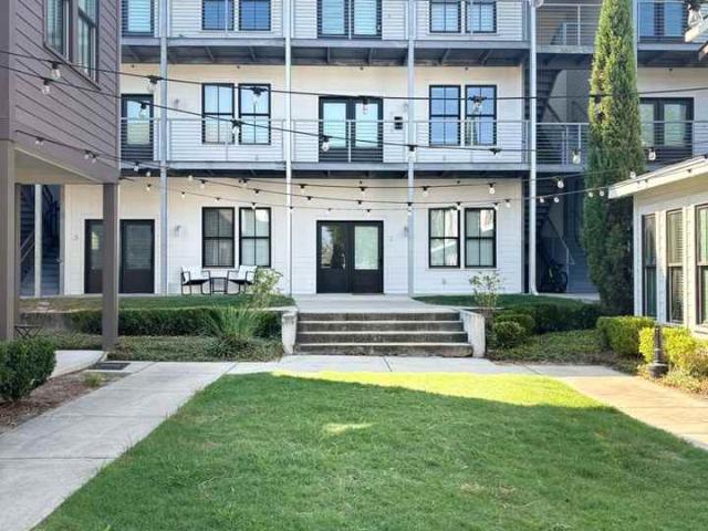2 Bedroom Apartment for Rent at 1716 Habersham St, Savannah, GA 31401 Thomas Square