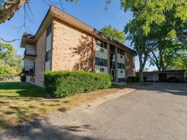 2 Bedroom Apartment for Rent at 1832 Winton Ave #202, Kalamazoo, MI 49001 Millwood
