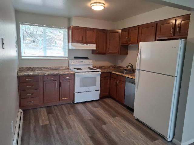 2 Bedroom Apartment for Rent at 1062 Westmoreland Rd #2, Colorado Springs, CO 80907 Cragmoor
