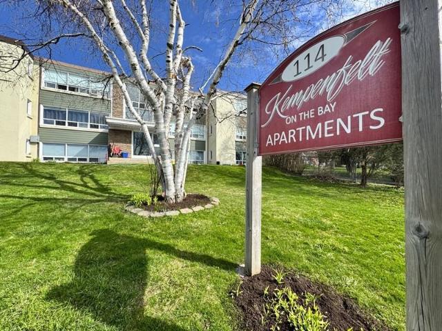 2 Bedroom Apartment for Rent at 114 Kempenfelt Dr, Oro Medonte, ON L4M 1C1 North Shore