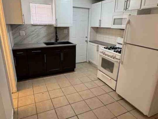 2 Bedroom Apartment for Rent at 1340 W Hatcher Rd #A1, Phoenix, AZ 85021 Foothill Acres