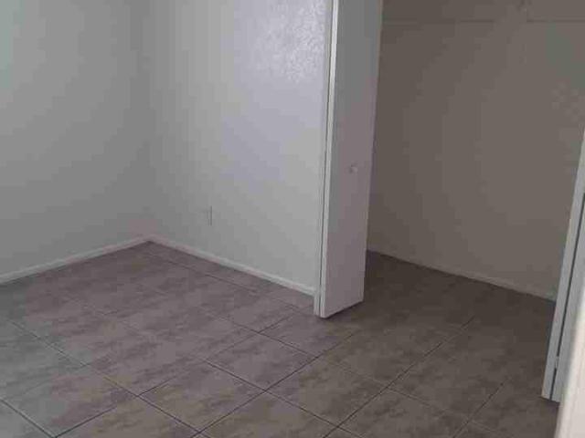 2 Bedroom Apartment for Rent at 2240 W Belmont Ave, Phoenix, AZ 85021 Vista Income Estates