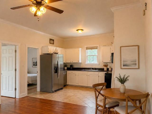 2 Bedroom Apartment for Rent at 22 Cooper Street #B, Charleston, SC 29403 East Side