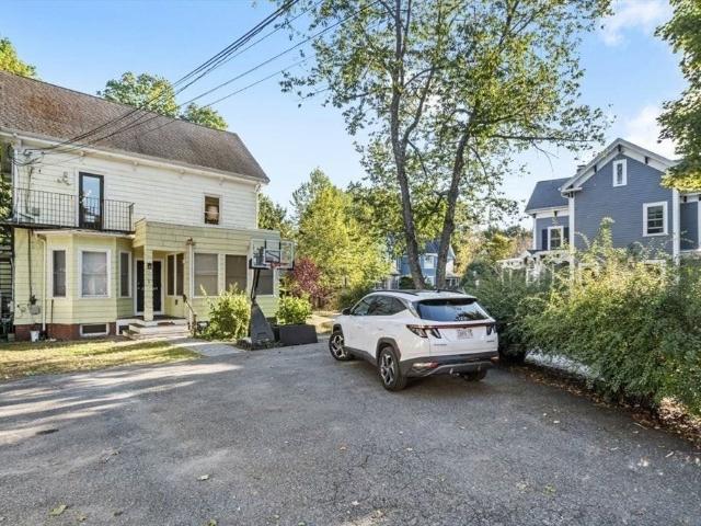 2 Bedroom Apartment for Rent at 22 Walnut Pl, Newton, MA 02460 Newtonville