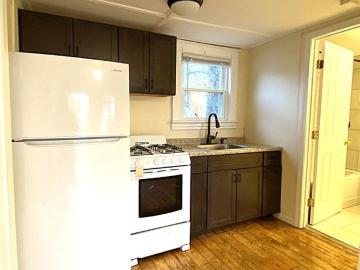 2 Bedroom Apartment for Rent at 47 Willow St, Burlington, VT 05401 Old North End
