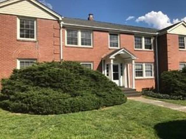 2 Bedroom Apartment for Rent at 487 Kimberly Ave #1, Asheville, NC 28804 North Asheville